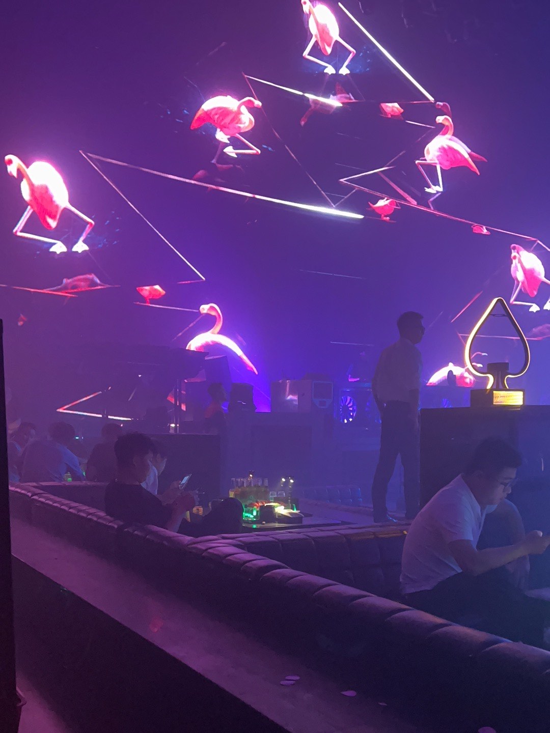 重庆商务ktv是什么意思详细解析-永川区ktv预订